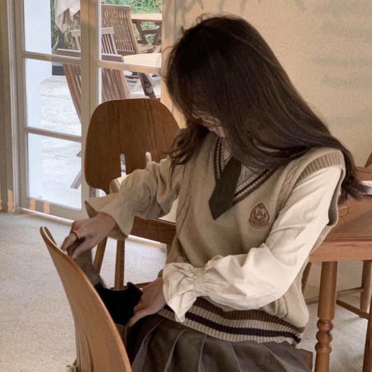 コスチューム 韓国 女子 スクール仮装 4点セット jk制服 上下セット 送料無料 制服 長袖 春秋冬用 ニットベスト 学生 JKコスプレ