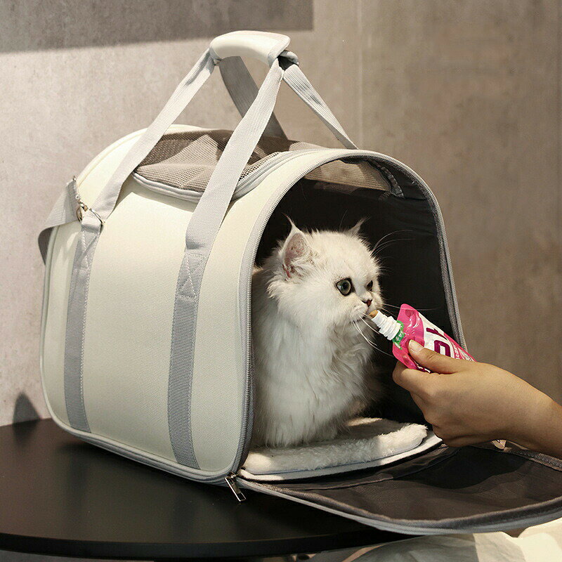 天神橋セレクトのペットキャリーバッグ 軽量 折りたたみ 猫用キャリーバッグ 犬用キャリーバッグ 通気性抜群 はっ水加工 3WAY お出かけ 通院 散歩 ペットバッグ キャリーバッグ 手提げ 避難用 防災 ペットバッグ ドライブボックス 子猫小型犬 中型犬 送料無料｜アングル2