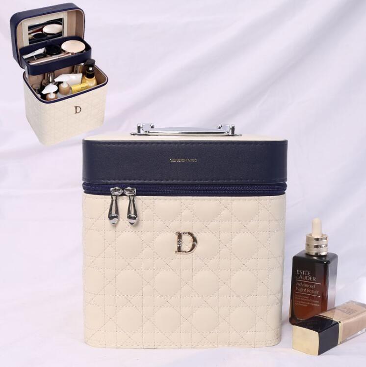 メイク道具 大容量 整理整頓 メイクボックス 大きい おしゃれ メークポーチ 鏡付き...