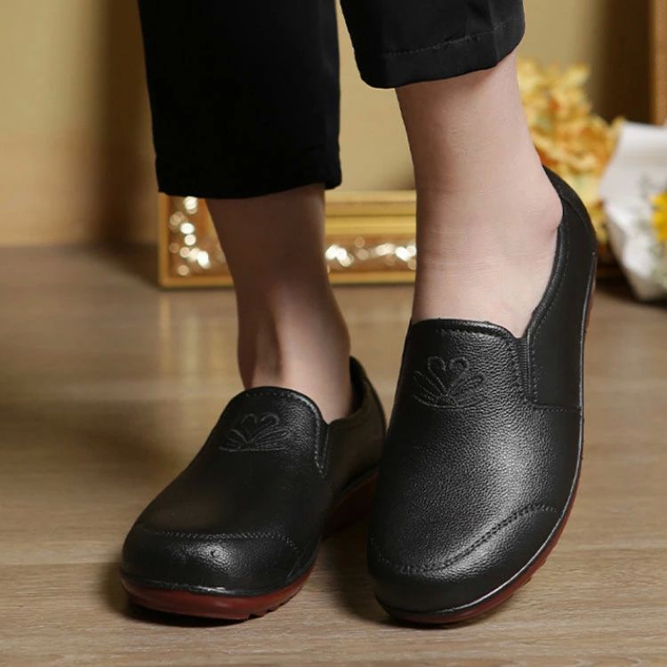 レデ 防水 耐滑 防臭 軽量 パンプス コックシューズ 送料無料 立ち仕事 軽量 給食 耐油 軽い 滑りにくい 厨房靴 疲れない 作業靴