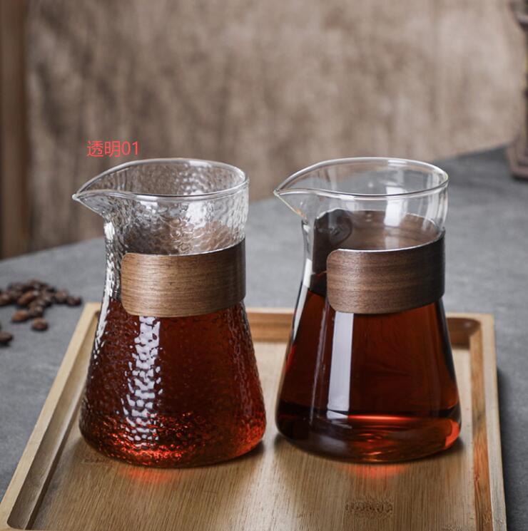 樂天商城 - コーヒーポット コーヒーサーバー 割れない 高ホウ素シリカガラス材料 耐熱ガラス 直火対応 耐寒性 クルミ材 おしゃれ 透明 電子レンジ 食洗機対応 コーヒー用品 使いやすい 洗いやすい 多用途 家用 喫茶店 1~3杯用 500ml (透明01 500ml)
