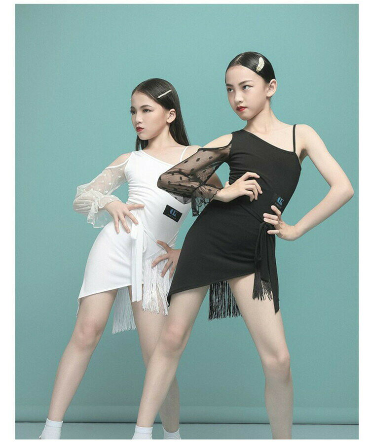 天神橋セレクトのラテンダンス ワンピース ブラック ホワイト 社交ダンス キッズ 女の子 高級感 お洒落 豪華 パーティー 発表会 舞台 競技 練習｜アングル2