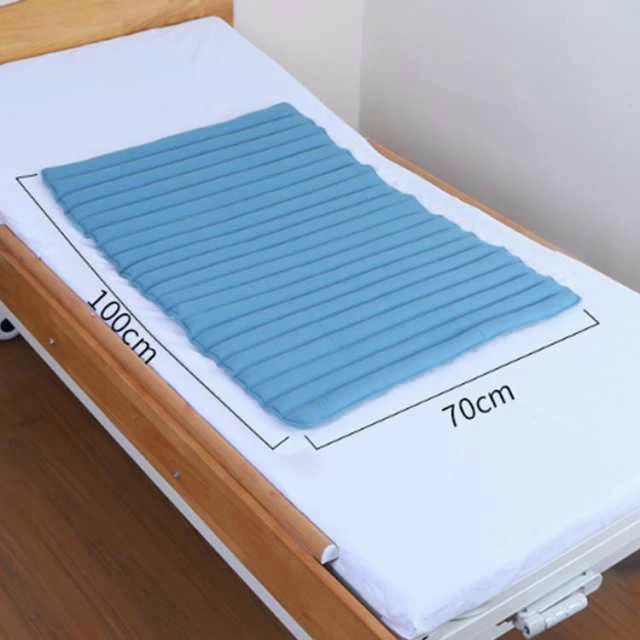 天神橋セレクトの床ずれ防止 体位保持 褥瘡予防 クッション 大型マット 床ずれ予防 ビーズマット 70x100cm 体位維持 高齢者 体圧分散｜アングル3
