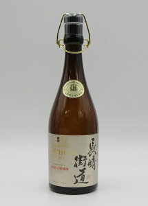 プレミアム 長崎街道 28度 720ml入り 麦焼酎 株式会社 猿川伊豆酒造 長崎県 壱岐産麦使用 麦焼酎 御中元 壱岐焼酎 焼酎 お中元 古酒 誕生日 お祝い バレンタイン ギフト 麦焼酎 プレゼント お礼 退職祝い 中元
