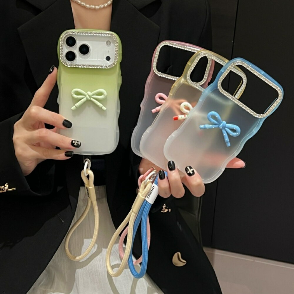 Rakuten - 【30%OFFクーポン配布中】iPhone17対応リボン付きグリッターTPUケース‧ラインストーンデザイン‧耐衝撃‧透明素材‧便利なストラップ付き スマートフォンカバー スマホカバー カワイイ カラバリ 耐衝撃ケース 傷に強い 丈夫 おすすめ カワイイ オススメ シンプル 