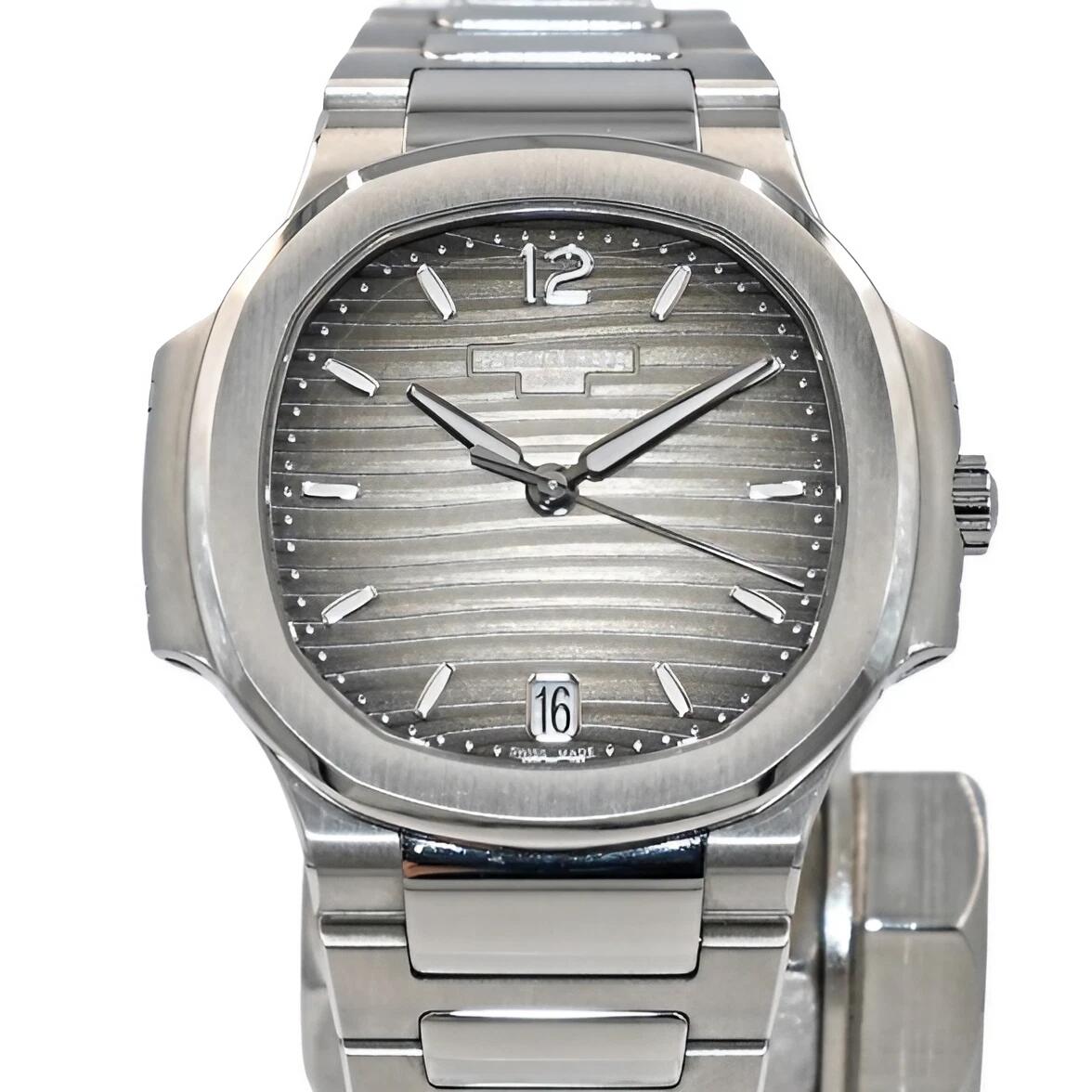 PATEK PHILIPPE パテック・フィリップ ノーチラス 7118/1A-011 （2020年） 〔スモークグレー文字盤〕 〔自動巻き〕 〔腕時計〕 〔レディース〕 〔ギャラ・箱〕 〔中古・美品〕