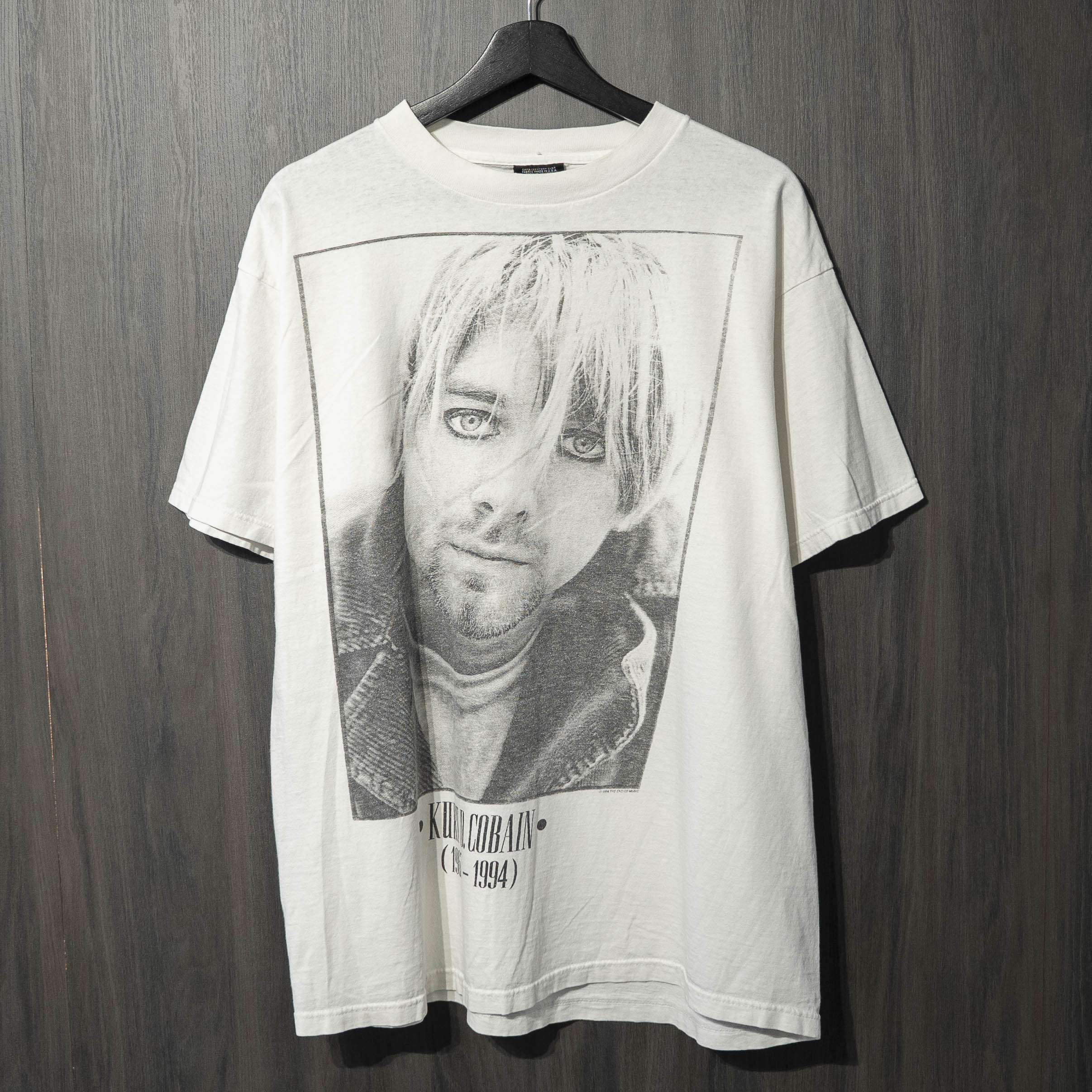 90s VINTAGE TEE Nirvana " Kurt Cobain Memorial " giant XL ニルヴァーナ 半袖 Tシャツ ホワイト