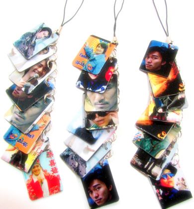 チャウ・シンチー(周星馳)爆竹型ストラップ中