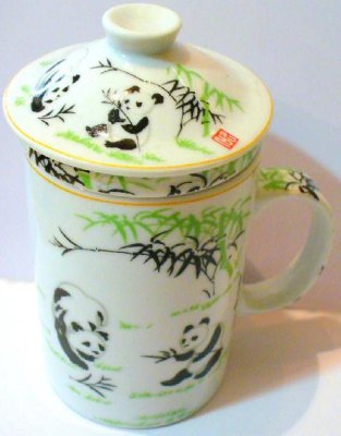 【横浜中華街】茶漉し付きマグカップ　白パンダ 大熊猫