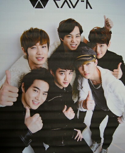 EXO-K(エックソケー) 大判タペストリー1
