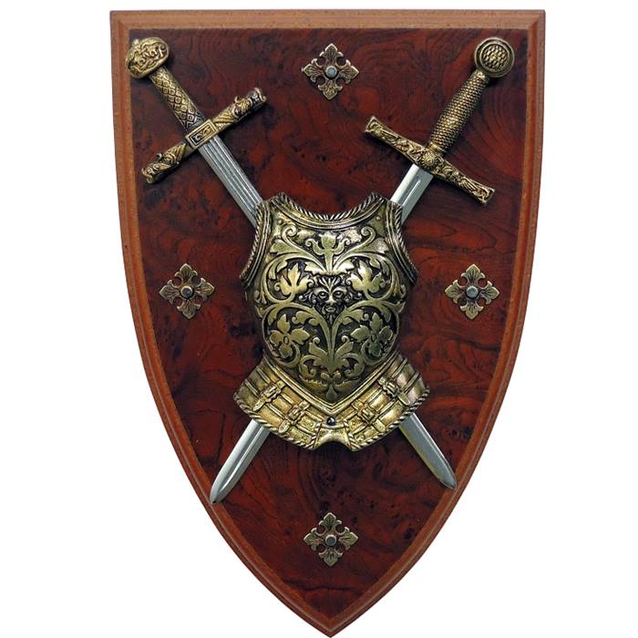 盾とソード2本のミニチュア壁飾り 29cm 700g　(西洋剣レプリカ) スペイン製 青い地中海メノルカ島に工場を有し、世界中で有名なフリントロック、パーカッション、大砲等本物を数多くコレクションし、それを忠実に重量及び細部の装飾にいたるまで完全復刻した彼等の製品は最高の調度品といえよう。