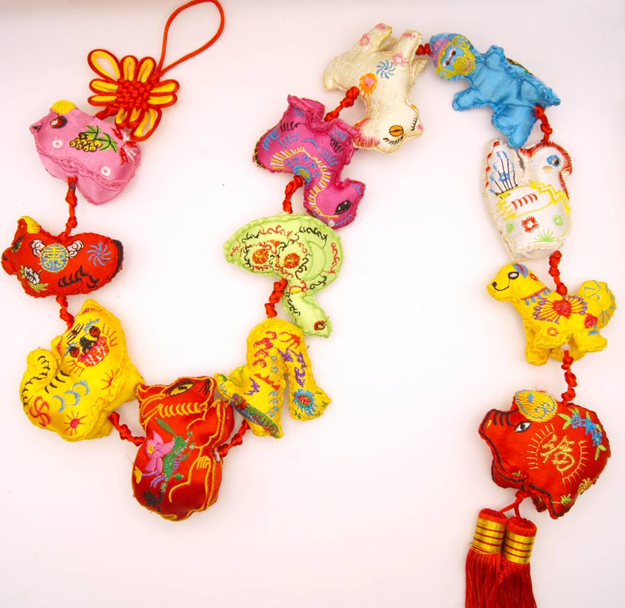 中国飾り 吉祥刺繍十二支飾り