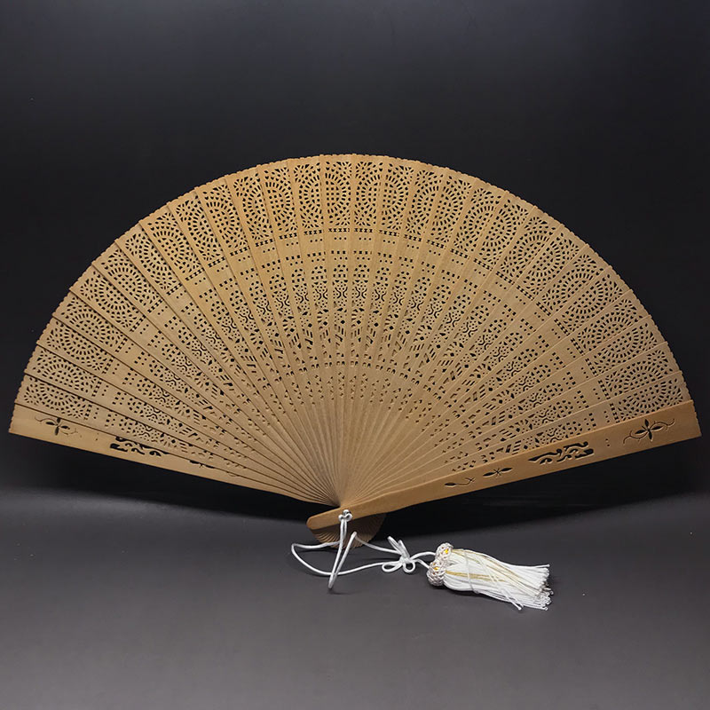 高級白檀扇子 透かし彫り iw210812a02のサムネイル