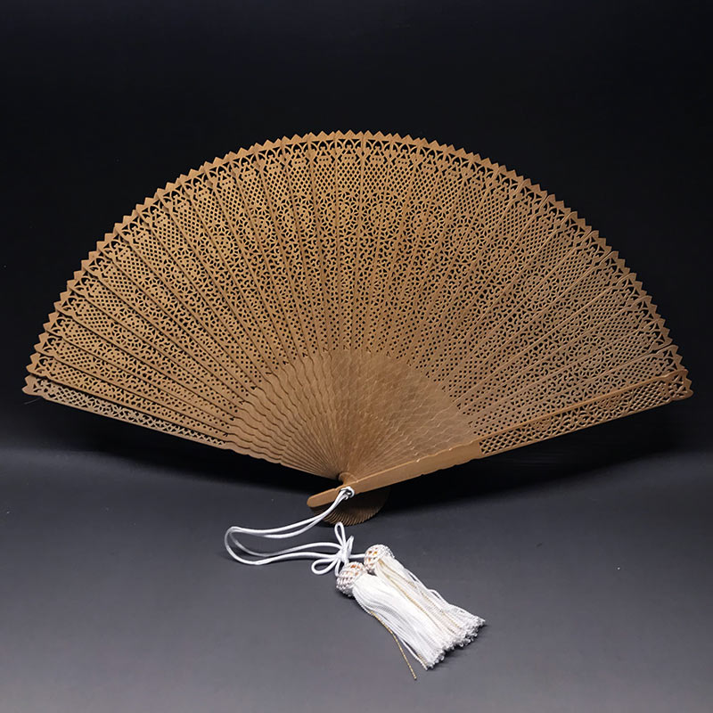 高級白檀扇子 透かし彫り iw210812a08のサムネイル