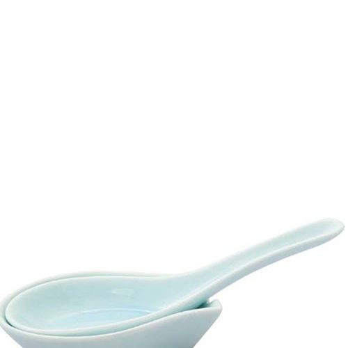 商品情報商品名：アルセラム強化食器 青白磁レンゲ EC10－29メーカー型番：4188700JANコード：-入り数：1サイズ(外寸mm)：140×45サイズ(内寸mm)：-重量：50g材質：アルミナ陶土(アルセラム強化食器)商品について●破損しやすい陶器の悩みを軽減した耐衝撃性の強い器です。アルミナ陶土(アルミ粉50%+陶土50%)の使用により、通常の陶器の約3倍の強度があり安心してご使用いただけます。配送料について【ご注意】画面上の色はブラウザやご使用のパソコンの設定により実物と異なる場合があります。