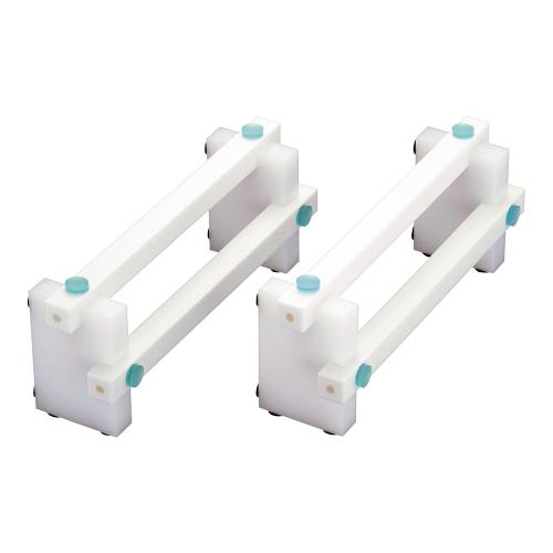 ■商品説明■商品名：まな板用脚 台助くん(2脚1組) 350×H100/H140メーカー品番：9-0384-0801お届け数：1JANコード：4905001384523質量：●質量(g):240特記事項：●1台で2種類の高さが選べます。●材質:ポリエチレン※特注サイズ承ります。※特注カラーバー(赤、青、黄、緑)承ります。サイズ：●幅×高さ/高さ(mm):350×100/140【配送料について】【ご注意】画面上の色はブラウザやご使用のパソコンの設定により実物と異なる場合があります。
