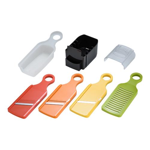 ■商品説明■商品名：野菜調理器 Qシリーズ Aセット メーカー品番：9-0669-0601お届け数：1JANコード：4970332210124特記事項：●セット内容:大根おろし、薄切り、千六本、細千切、4連スタン ド、プロテクター、受け器●材質 :刃/ステンレス鋼刃 本体/ABS樹脂、エラストマーコンパウンド 受け器/ABS樹脂、シリコンゴム プロテクター/ABS樹脂●面倒な部品交換や兼用機能をなくし1品1機能になってます。●刃のついている製品からの指先保護の為プロテクターがつい ています。サイズ：●幅×奥行×高さ(mm):168×97×261【配送料について】【ご注意】画面上の色はブラウザやご使用のパソコンの設定により実物と異なる場合があります。