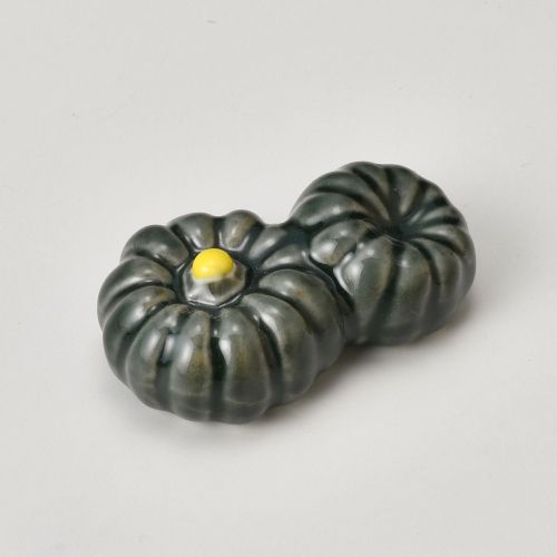 商品情報商品名：ペアーかぼちゃ箸置メーカー型番：279-489(旧型番：290-628)品番：282906239入り数：1サイズ：4.7×2.7×1.6cm原産国：JPN 材質：磁器配送料について【ご注意】画面上の色はブラウザやご使用のパソコンの設定により実物と異なる場合があります。