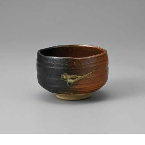 ■商品説明■商品名：備前吹抹茶碗メーカー品番：377-099お届け数：1サイズ(cm)：口径12×8容量(cc)：550【配送料について】【ご注意】画面上の色はブラウザやご使用のパソコンの設定により実物と異なる場合があります。