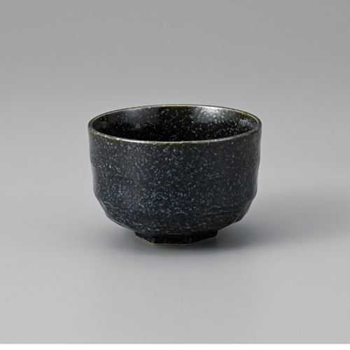 ■商品説明■商品名：藍石目抹茶碗(小)メーカー品番：379-139お届け数：1サイズ(cm)：口径10×7素材：磁器【配送料について】【ご注意】画面上の色はブラウザやご使用のパソコンの設定により実物と異なる場合があります。
