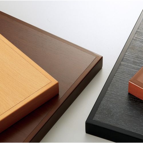 商品情報商品名：テーブル天板 メラミン化粧板・木縁巻き 幅1500×奥行900mm寸法：幅1500×奥行900mm天板：メラミン化粧板（エンボス）・木目柄・木縁巻き（ブナ材）・T=28mm注意事項※天板のみでのご購入の場合、脚部取付用ビスは天板に付属されておりません。※天板の脚部への取付けにつきましては、お客様で取付け位置を決めて脚 部に付属されているビスで取付けをして下さい。それ以外のビスで取付けを行う場合は、必ず弊社窓口担当者までご確認下さい。※10mm単位でオーダーが可能です。※W1500mm以上の天板に独立脚を取付ける場合は、反り止め金具の使用を推奨します。 配送料についてこの商品は、全国配送料金無料にてお届け致します。※北海道・沖縄・離島や一部地域では追加配送料が発生致します。