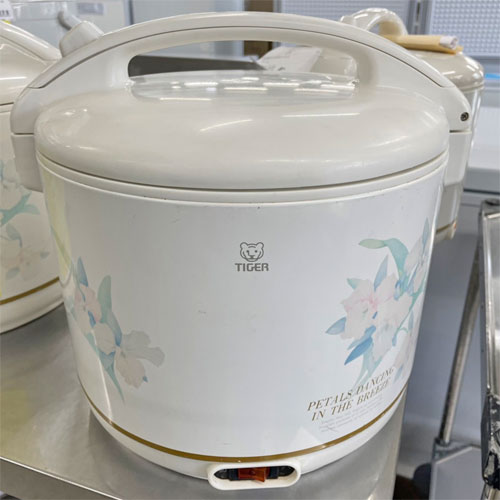 ■ 商品について ■お気軽にお問い合わせください!■ 商品概要 ■商品名：電子ジャー外形寸法：W322×D322×H262(mm)メーカー：タイガー(TIGER)型式：JHG-180年式：2017年製電源：単相100V 50/60Hz共用コ...