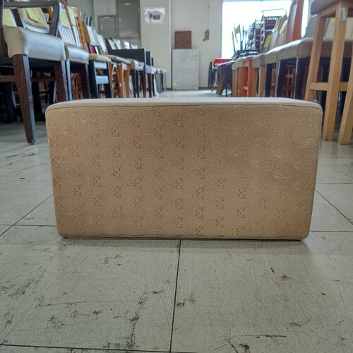 【中古】ひじ掛けクッション ベージュ 幅400×奥行210×高さ210 【送料別途見積】【...