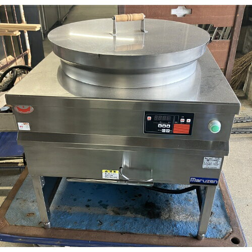■ 商品概要 ■商品名：IH丸型フライヤー外形寸法：W750×D750×H725(mm)メーカー：マルゼン型式：MIF-500年式：2017年製電源：三相200V 50/60Hz共用消費電力：7.0kW重量：77kg付属品：写真の通り説明書：なし保証期間：納品日より12ヶ月(離島や一部地域では保証対象外とさせて頂きます。)ランク：A特記事項：- 販売店：テンポス金沢厨房館（石川県金沢市）からの配送です。この商品は中古ですので1品ものです。店頭販売もしておりますので、売り切れる場合が御座います。売り切れた場合は、迅速にペ-ジの更新をするよう心掛けておりますが、リアルタイムではございません。掲載商品が完売している場合もありますのでご了承ください。在庫に関しましてはお気軽にお問合わせ下さい。■ ランクの規定について ■ランクN：未使用品、または一度も使用されていない。ランクS：数回程度使用されているものの、ほとんど未使用品と変わらない。ランクA：小傷、擦り傷が見られるが、大きな欠点もなく、程度が良い。ランクB：中小傷が見受けられるが、十分使用できる。ランクC：傷が多く、大きな傷も数箇所見受けられるが、使用に問題はない。■ 配送等について ■この商品は、購入金額や購入台数に関わらず、別途配送料金が発生致します。当商品の配送は車上渡しのみとなります。配送料金はご注文時に送信される自動配信メールの金額とは異なります。配送料金は、当店よりお送りさせて頂きますメールにてご確認ください。お見積をご希望のお客様は、配送先のご住所をご記入の上、お気軽にお問合わせください。ガス接続工事、及び給排水工事は承ることが出来かねます。お客様にて手配頂きますようお願い致します。【買取について】テンポスでは買取・再生事業を展開致しております。全国年間15,000件以上の買取実績！まずはお気軽に無料査定をご利用くださいませ！厨房機器用品、家具、食器、調理道具の買取も承っております。詳しくは「テンポス買取ドットコム」へ。※型式や仕様度合いによって一部買取不可商品もございます。予めご相談ください。店舗・厨房、中古厨房機器。厨房用品なら、テンポスドットコムにお任せ下さい！【補助キーワード】中古IH丸型フライヤー,中古フライヤー,中古電気フライヤー,中古ガスフライヤー
