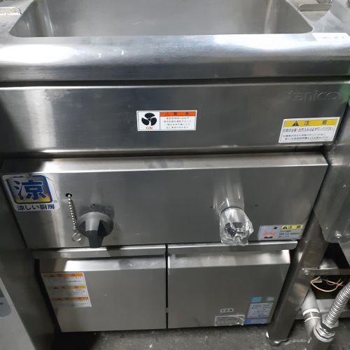 厨房機器と店舗用品 TENPOSの【中古】パスタボイラー タニコー TGSD-50R 幅500×奥行650×高さ800 都市ガス 【送料別途見積】【業務用】【飲食店 店舗 厨房機器 ゆで麺機 業務用ゆで麺機】｜アングル2