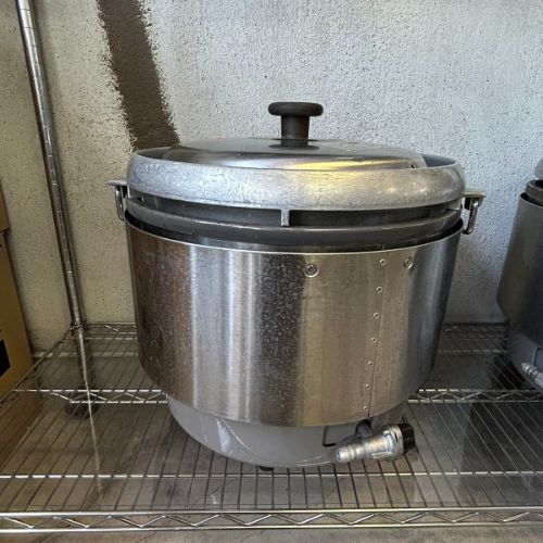 【中古】ガス炊飯器 リンナイ(Rinnai) RR-30S2 幅466×奥行438×高さ424 都市ガス 【送料別途見積】【業務用】【飲食店 店舗 厨房機器 ガス炊飯器 業務用ガス炊飯器】