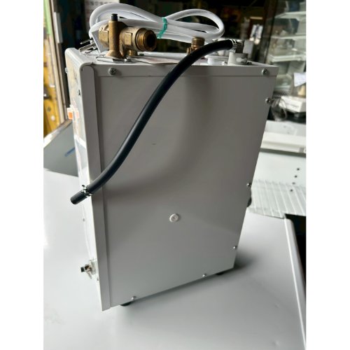 【中古】小型電気温水器 LIXIL EHPN-F6N5 幅175×奥行290×高さ447 【送料別途見積】...