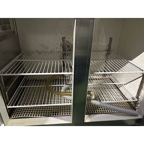 厨房機器と店舗用品 TENPOSの【中古】冷蔵コールドテーブル ホシザキ RT-120MNF 幅1200×奥行600×高さ800 【送料別途見積】【業務用】【飲食店 店舗 厨房機器 冷蔵コールドテーブル 業務用冷蔵コールドテーブル】｜アングル2