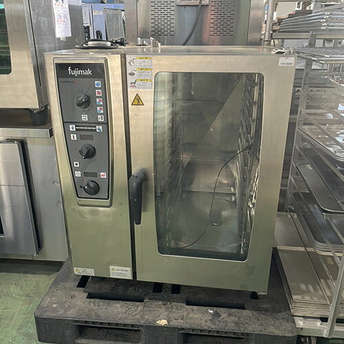 厨房機器と店舗用品 TENPOSの【業界最長1年保証】【中古】コンビオーブン フジマック FCCMP101G 幅847×奥行771×高さ1042 三相200V LPG(プロパンガス) 【送料別途見積】【業務用】【飲食店 店舗 厨房機器 オーブン 業務用オーブン】｜アングル2