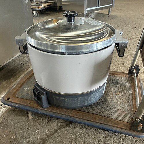 【中古】ガス炊飯器 リンナイ(Rinnai) RR-300C 幅492×奥行423×高さ426 LPG(プロパ...