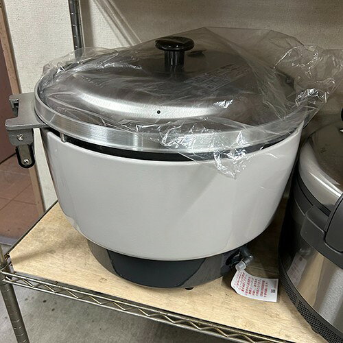 【中古】ガス炊飯器 リンナイ(Rinnai) RR-550C 幅569×奥行485×高さ447 LPG(プロパンガス) 【送料別途見積】【業務用】【飲食店 店舗 厨房機器 ガス炊飯器 業務用ガス炊飯器】