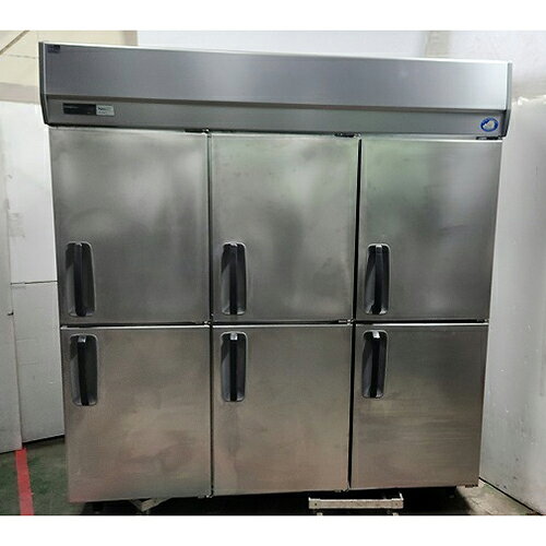■ 商品概要 ■商品名：縦型冷蔵庫外形寸法：W1800×D650×H1920(mm)メーカー：パナソニック(Panasonic)型式：SRR-K1861B年式：2021年製電源：単相100V 50/60Hz共用コンセントプラグ：あり消費電力：152/152W内容積：1292L付属品：写真の通り保証期間：納品日より12ヶ月(離島や一部地域では保証対象外とさせて頂きます。)ランク：B特記事項：- 販売店：テンポス川口厨房機器専門館（埼玉県川口市）からの配送です。この商品は中古ですので1品ものです。店頭販売もしておりますので、売り切れる場合が御座います。売り切れた場合は、迅速にペ-ジの更新をするよう心掛けておりますが、リアルタイムではございません。掲載商品が完売している場合もありますのでご了承ください。在庫に関しましてはお気軽にお問合わせ下さい。■ ランクの規定について ■ランクN：未使用品、または一度も使用されていない。ランクS：数回程度使用されているものの、ほとんど未使用品と変わらない。ランクA：小傷、擦り傷が見られるが、大きな欠点もなく、程度が良い。ランクB：中小傷が見受けられるが、十分使用できる。ランクC：傷が多く、大きな傷も数箇所見受けられるが、使用に問題はない。■ 配送等について ■この商品は、購入金額や購入台数に関わらず、別途配送料金が発生致します。当商品の配送は車上渡しのみとなります。配送料金はご注文時に送信される自動配信メールの金額とは異なります。配送料金は、当店よりお送りさせて頂きますメールにてご確認ください。お見積をご希望のお客様は、配送先のご住所をご記入の上、お気軽にお問合わせください。ガス接続工事、及び給排水工事は承ることが出来かねます。お客様にて手配頂きますようお願い致します。【買取について】テンポスでは買取・再生事業を展開致しております。全国年間15,000件以上の買取実績！まずはお気軽に無料査定をご利用くださいませ！厨房機器用品、家具、食器、調理道具の買取も承っております。詳しくは「テンポス買取ドットコム」へ。※型式や仕様度合いによって一部買取不可商品もございます。予めご相談ください。店舗・厨房、中古厨房機器。厨房用品なら、テンポスドットコムにお任せ下さい！【補助キーワード】中古縦型冷蔵庫,中古冷蔵庫