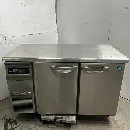 ■ 商品概要 ■商品名：冷蔵コールドテーブル外形寸法：W1200×D600×H800(mm)メーカー：ホシザキ型式：RT-120SNG-ML年式：2019年製電源：単相100V 50/60Hz共用コンセントプラグ：あり消費電力：130/130W内容積：245L重量：68kg付属品：写真の通り説明書：なし保証期間：納品日より12ヶ月(離島や一部地域では保証対象外とさせて頂きます。)ランク：B特記事項：- 販売店：テンポス川崎店（神奈川県川崎市）からの配送です。この商品は中古ですので1品ものです。店頭販売もしておりますので、売り切れる場合が御座います。売り切れた場合は、迅速にペ-ジの更新をするよう心掛けておりますが、リアルタイムではございません。掲載商品が完売している場合もありますのでご了承ください。在庫に関しましてはお気軽にお問合わせ下さい。■ ランクの規定について ■ランクN：未使用品、または一度も使用されていない。ランクS：数回程度使用されているものの、ほとんど未使用品と変わらない。ランクA：小傷、擦り傷が見られるが、大きな欠点もなく、程度が良い。ランクB：中小傷が見受けられるが、十分使用できる。ランクC：傷が多く、大きな傷も数箇所見受けられるが、使用に問題はない。■ 配送等について ■この商品は、購入金額や購入台数に関わらず、別途配送料金が発生致します。当商品の配送は車上渡しのみとなります。配送料金はご注文時に送信される自動配信メールの金額とは異なります。配送料金は、当店よりお送りさせて頂きますメールにてご確認ください。お見積をご希望のお客様は、配送先のご住所をご記入の上、お気軽にお問合わせください。ガス接続工事、及び給排水工事は承ることが出来かねます。お客様にて手配頂きますようお願い致します。【買取について】テンポスでは買取・再生事業を展開致しております。全国年間15,000件以上の買取実績！まずはお気軽に無料査定をご利用くださいませ！厨房機器用品、家具、食器、調理道具の買取も承っております。詳しくは「テンポス買取ドットコム」へ。※型式や仕様度合いによって一部買取不可商品もございます。予めご相談ください。店舗・厨房、中古厨房機器。厨房用品なら、テンポスドットコムにお任せ下さい！【補助キーワード】中古冷蔵コールドテーブル,中古冷蔵コールドテーブル,中古台下冷蔵庫,中古コールドテーブル,中古テーブル型冷蔵庫,中古冷蔵CT