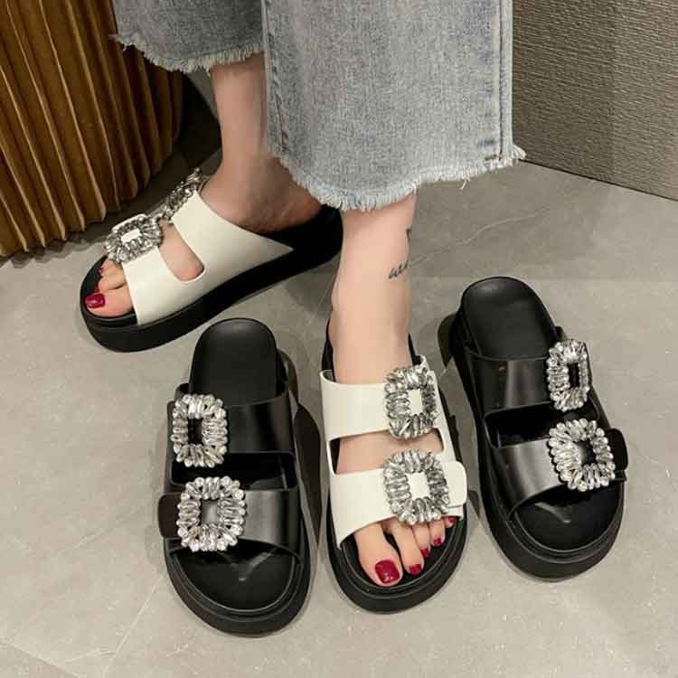 ヒール5cm スポーツサンダル ビジュー サンダル アウトドア フラットサンダル 歩き...