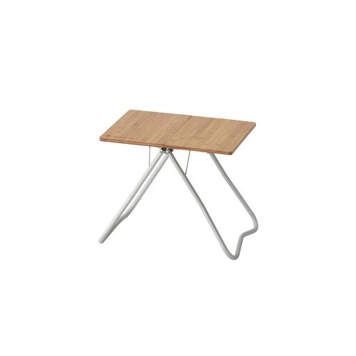 アウトドアアクティビティ 【使用サイズ】450x335x385mm 【天板サイズ】450x300x12mm 【収納サイズ】450x335x72mm 【重量】1.8kg 【セット内容】本体、カバー