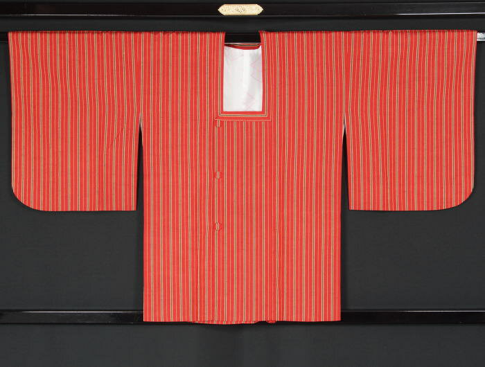 道行コート 紬地 縞模様 正絹 道行き 和装コート 【中古】【リサイクル着物 中古品 着物 帯 きもの 正絹 kimono リサイクル帯 着物セット アンティーク着物 きもの天陽 きものてんよう】