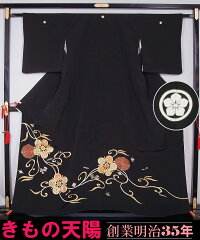 黒留袖梅鉢に宝尽くし模様丸に桔梗紋高島屋正絹★送料無料(FreeshippinngonlyinJapan)【中古】【リサイクルきもの・リサイクル着物・アンティーク着物・着物買い取りの専門店・りさいくるきものてんよう】