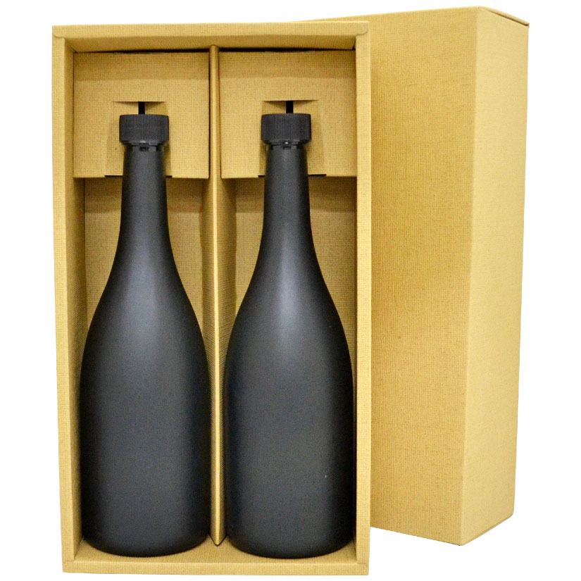 ギフトBOX(包装代込み)について こちらの商品はワイン・日本酒・焼酎などの720ml〜900ml対応、2本入りギフトBOXです。(包装代込み) 熨斗・メッセージカードをご希望の場合は備考欄に内容をご記入ください。 ※画像の包装紙はイメージとなります。柄を選ぶことができませんのでご了承ください。 ギフト・プレゼント・贈り物・贈答品・御祝い・お祝い・御祝・内祝・内祝い・御返し・お返し・出産内祝・出産内祝い・出産祝い・出産御祝・出産御祝い・出産お祝い結婚・結婚内祝・結婚内祝い・ 結婚内祝い 結婚式・引出物・引き出物・御結婚御祝・結婚御祝・結婚祝い・御結婚お祝い・お礼・御礼・快気祝い・ 快気内祝い・御見舞御礼・快気内祝・快気内祝い・全快祝・全快祝い・ 引越しご挨拶・父の日・母の日・ 敬老の日・入学内祝い・入園内祝い・成人式・新築内祝い・粗品・記念品・二次会・景品・ コンペ景品・プレゼント・御中元・お中元・中元・暑中見舞・暑中御見舞い・暑中お見舞い・残暑見舞・残暑御見舞・残暑見舞い・ 御歳暮・お歳暮・お年賀・御年賀・御年賀・寒中御見舞・寒中お見舞い・法事引出物・香典返し・初盆・志・お供え・御供え・御供・開店お祝い・退職・ 卒業記念品・心ばかり・お餞別・快気祝い・快気内祝い・入学内祝・入園内祝・新築内祝・新築祝い・新築御祝・上棟祝い・上棟御祝い・上棟お祝い・ 誕生日・還暦御祝い・還暦お祝い・還暦祝・還暦御祝・開店祝・開店御祝・開店御祝い・開店祝い・ バレンタインデー・ホワイトデー・餞別・メッセージカード・メッセージカード対応・のし・のし対応・熨斗対応