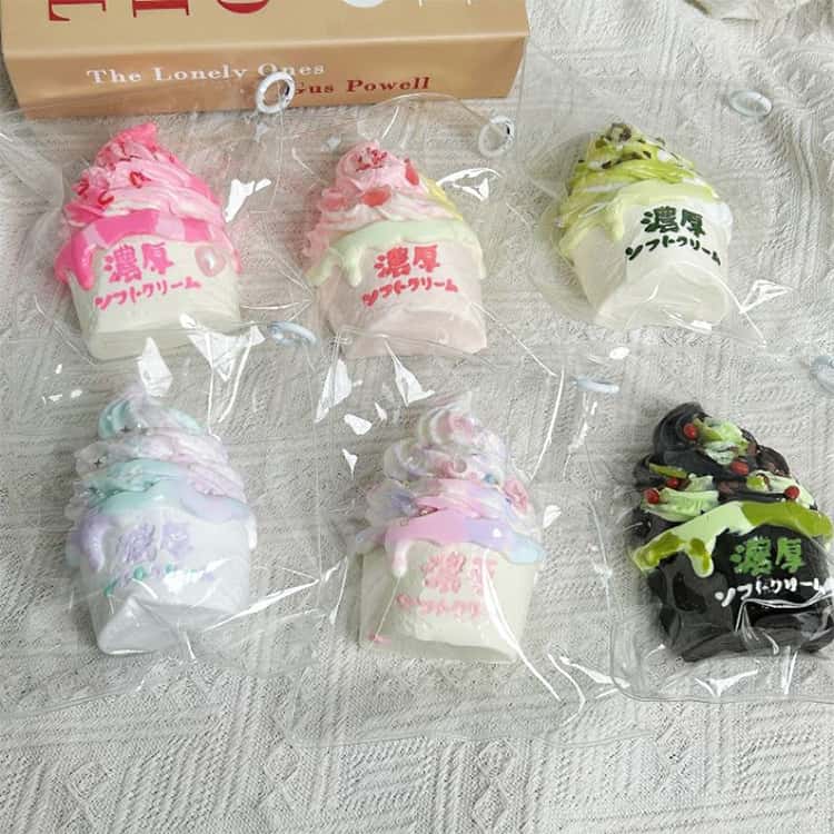 スクイーズ アイスクリーム ケーキ おもちゃ パン屋さん 大きい 可愛い ぷにぷにお...