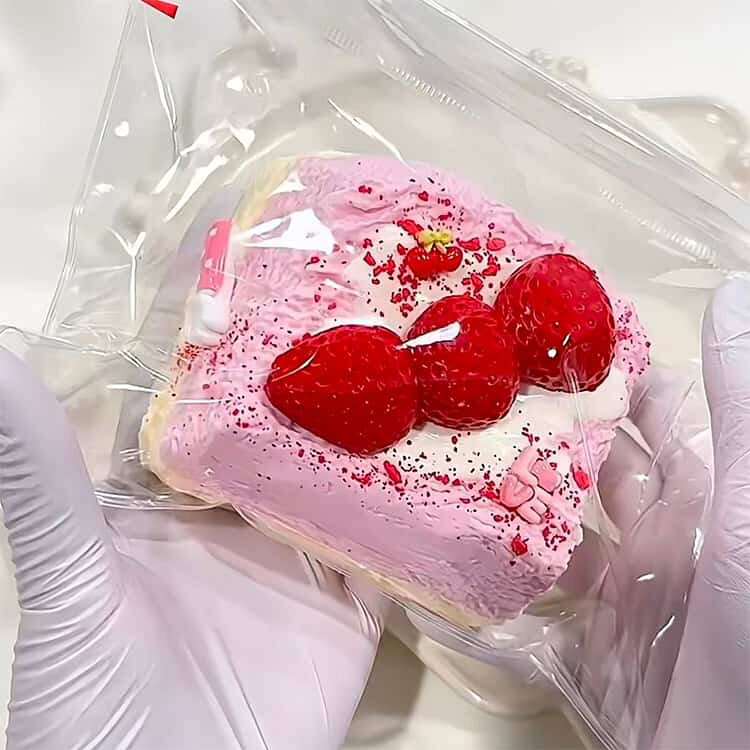 スクイーズ いちご ケーキ スクイーズ スクイーズ イチゴ 大サイズ 中サイズ 低反...