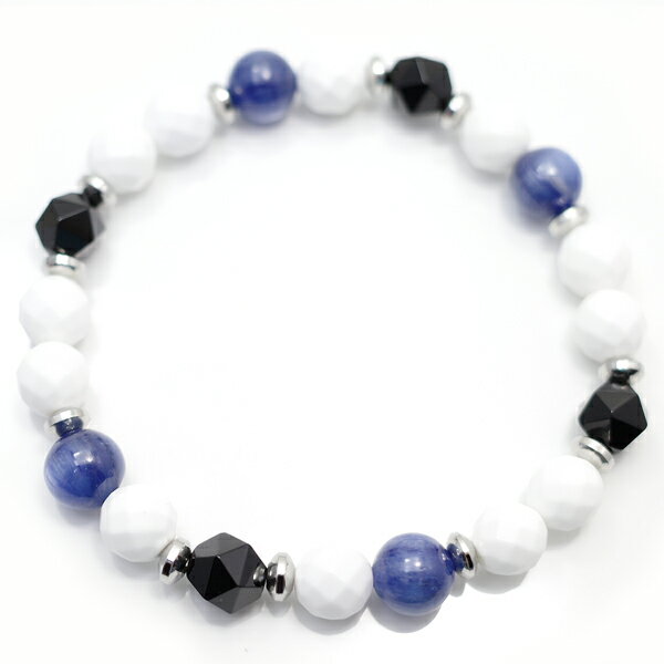 カイヤナイトとブラック&ホワイトオニキスのブレスレット【Charm on】 アクセサリー/作家/ハンドメイド