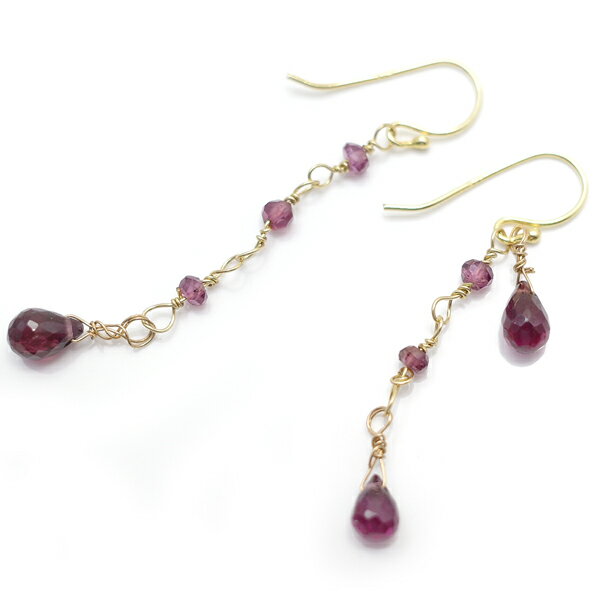 Brillerピアスガーネット