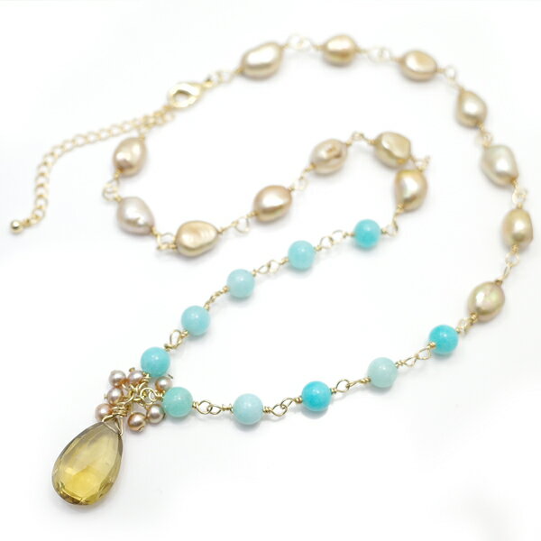 夕暮れのビーチの色のネックレスビア...