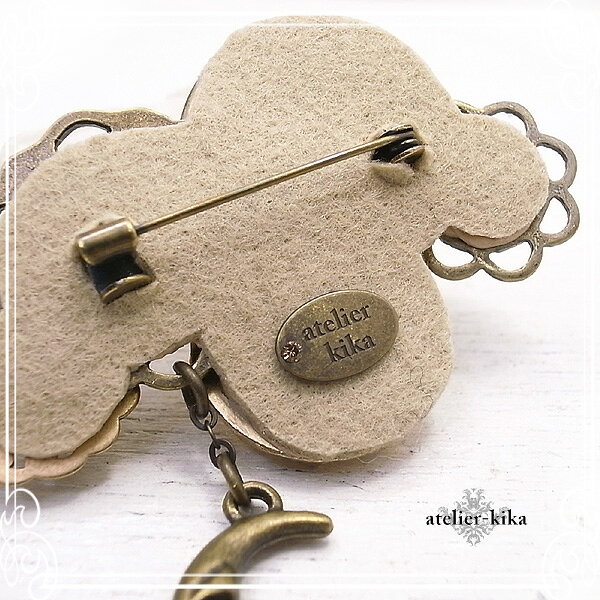 金色の雲ブローチ きらきら デコレーション ジュエルデコ 【atelier-kika [ アトリ...