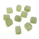 ニュージェイド 【天然石パーツ】 スクエアパーツ いろいろなパーツ 約x6x6mm 穴径:1mm 《10個》