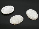 シェル貝 【天然石パーツ】 花模様彫刻パーツ いろいろなパーツ 約20x15mm前後 《1個》